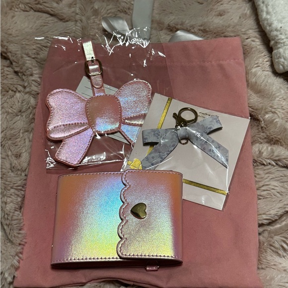 simple gilded Accessories - Iridescent picture or card holder‎ Pink & Bow Keychains & cute bag